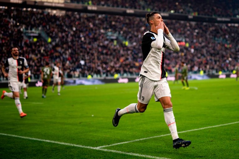 Juventus Flogs Parma 2 - 1 Through Cristiano Ronaldo's Brace