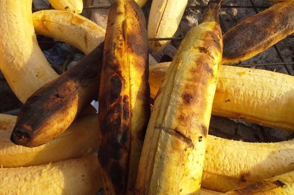 Bole -Roasted Plantain & Groundnut Joint