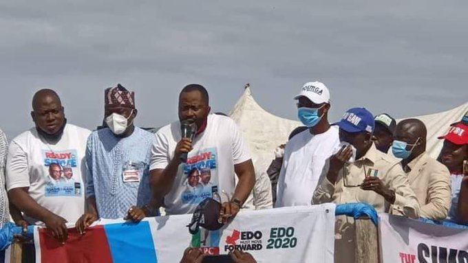 Desmond Elliot, member Lagos House of Assembly joins the campaign in at Anegbette to campaign for Ize Iyamu