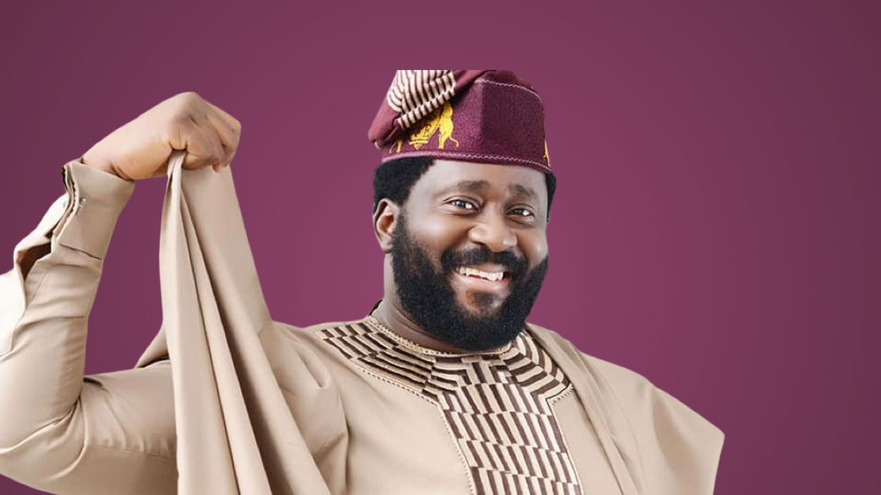 Desmond Elliot