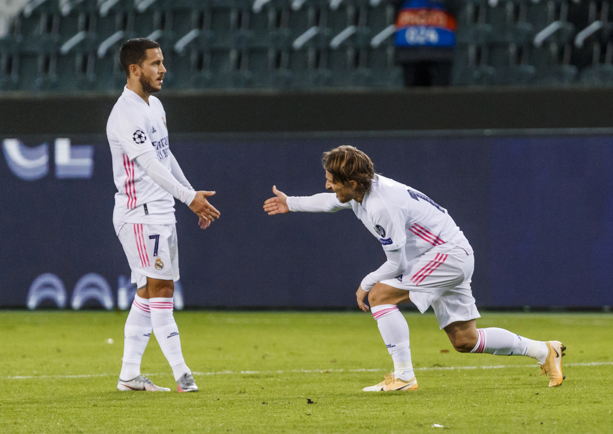 Eden Hazard nets first goal for Real Madrid against Huesca after 392 days