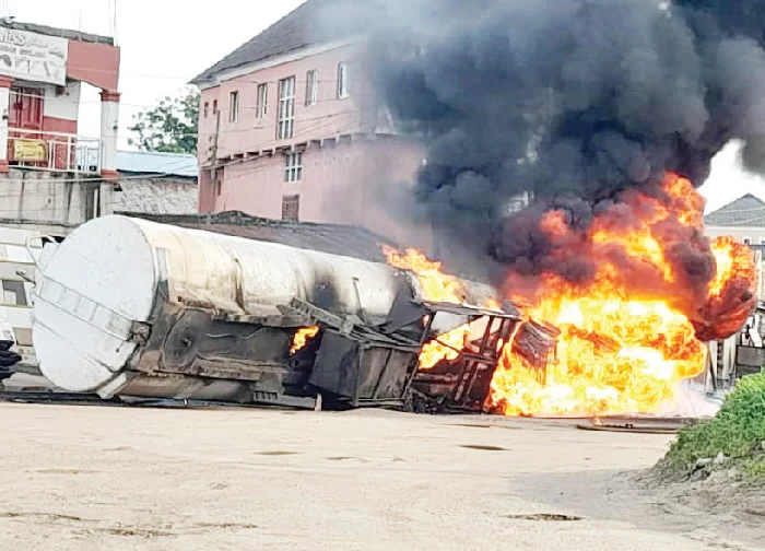 Kogi residents escape death as petrol tanker guts fire