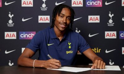 Tottenham announce Djed Spence signing