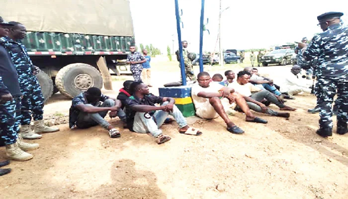 Osun poll: Soldiers arrest NURTW boss, others