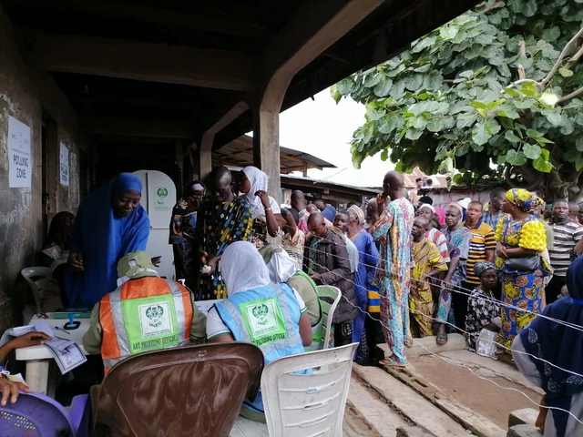 Osun voters laments the slowness of the process.