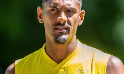 Borussia Dortmund’s new signing Sebastien Haller diagnosed with testicular cancer