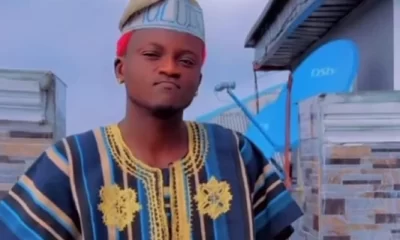 singer Portable bags Chieftaincy title
