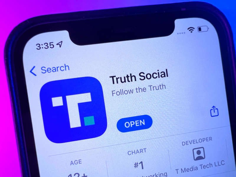 Google Play Deletes Donald Trump’s Social Media App