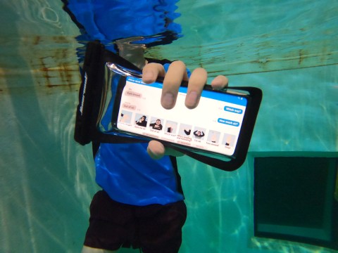 New messaging app that lets you communicate underwater