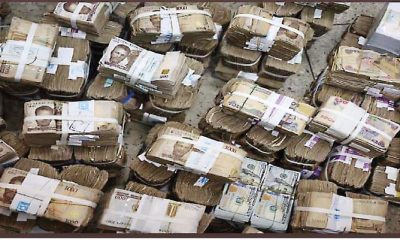 New naira: Wealthy Nigerians deposit bales of cash in banks