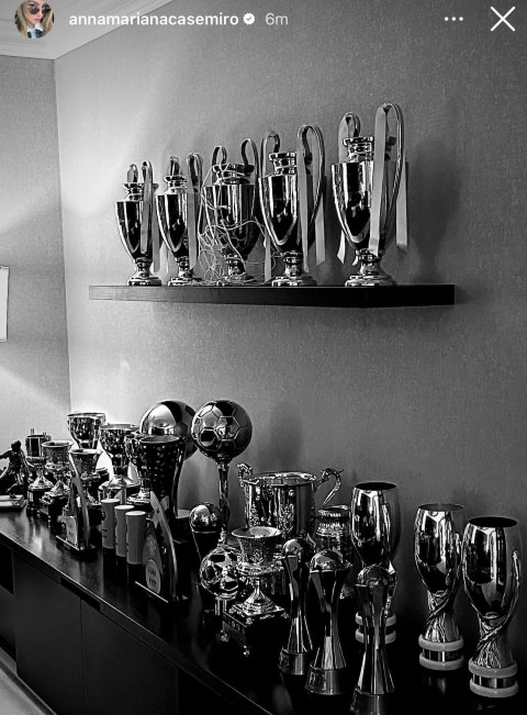 Anna Mariana Casemiro posted a picture of her husband’s trophies after Manchester United’s defeat to Liverpool