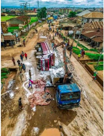 Students and youths protest Ogbomoso Road's bad condition