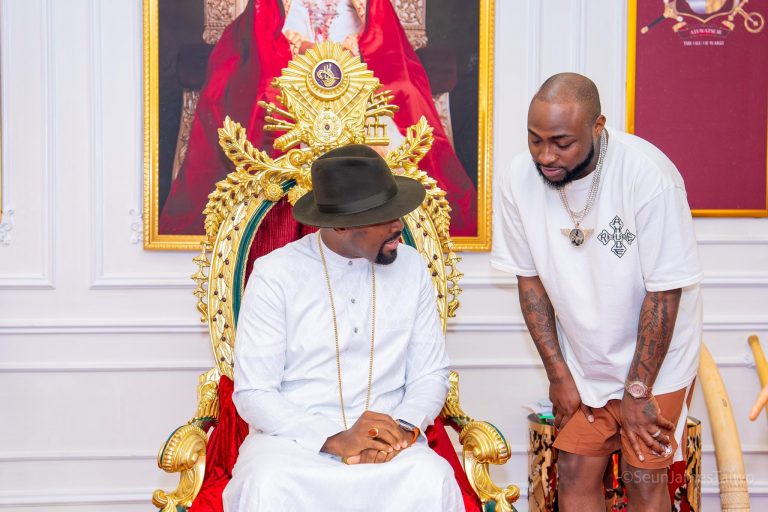 Warri AGAIN: Davido, Phyno and others visit Olu of Warri